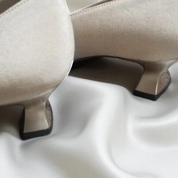 Stuart Weitzman  Stuart French Kitten Bell Heel Shoes – Size 4.5B - Picture 13 of 13